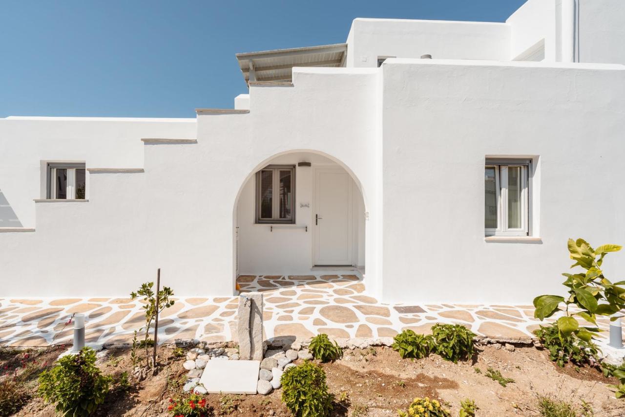 Celestial Seaview Apartments - Afroditi Naxos City Екстериор снимка